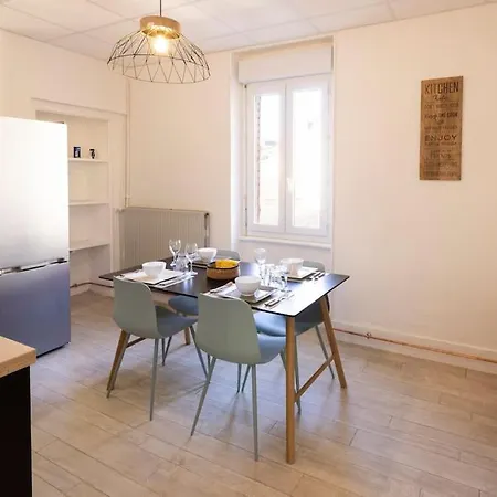 Le Cosy C - T2 Equipe - Centre-ville Gare *